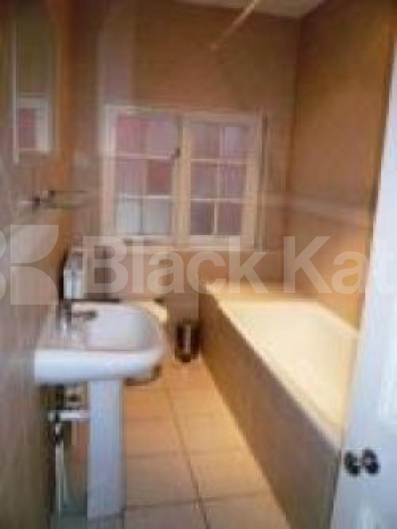 			New Instruction, 2 Bedroom, 1 bath, 1 reception Flat			 Hollycroft Avenue, Hampstead